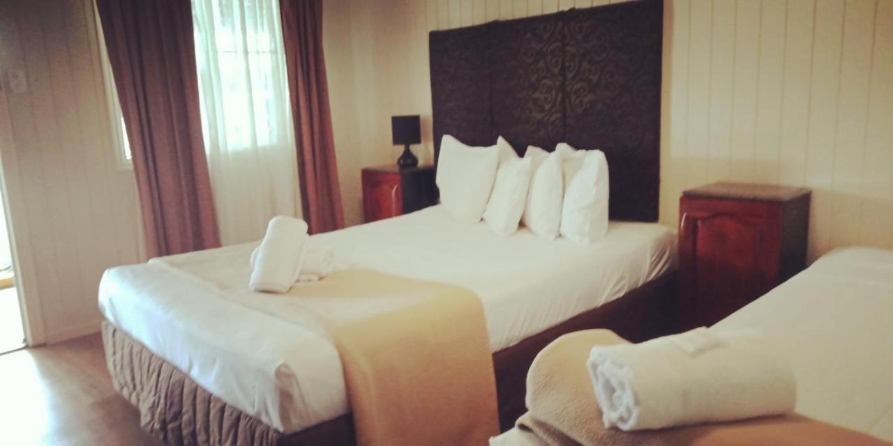 Country Plaza Motor Inn Mackay Ngoại thất bức ảnh