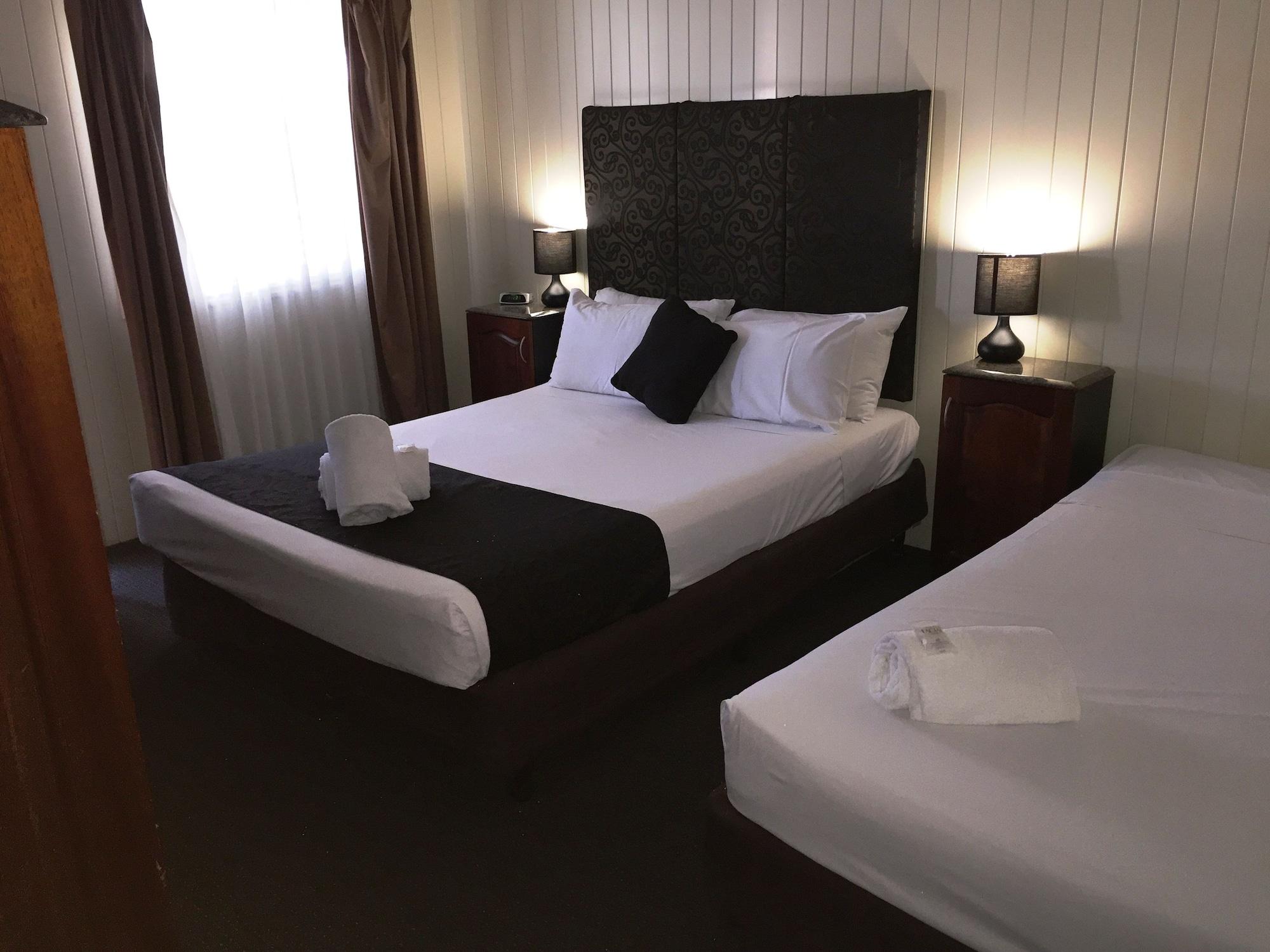 Country Plaza Motor Inn Mackay Ngoại thất bức ảnh