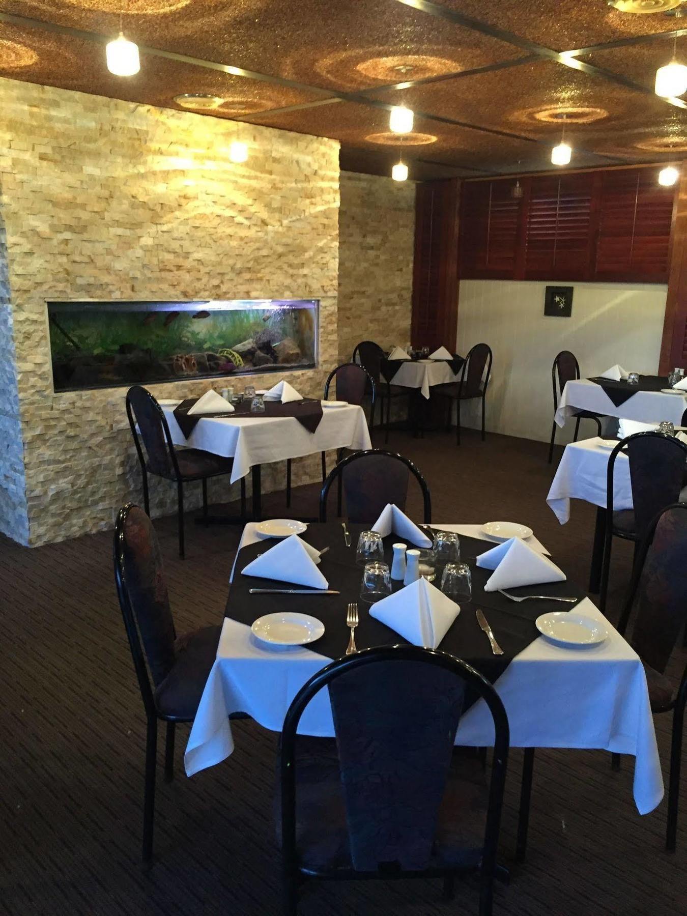Country Plaza Motor Inn Mackay Ngoại thất bức ảnh