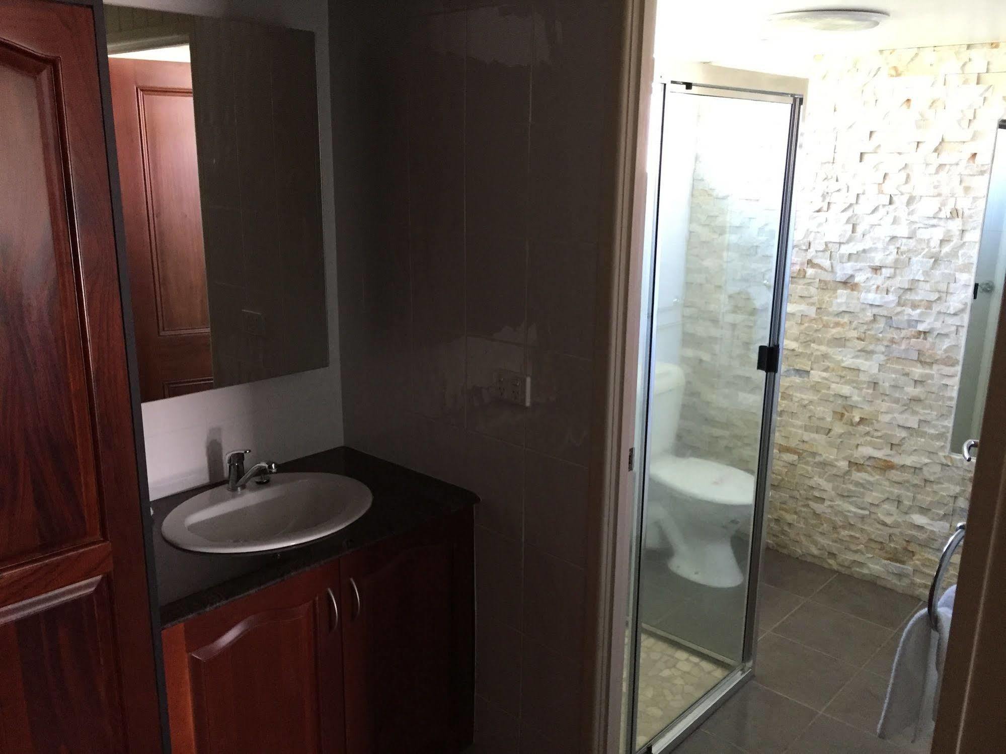 Country Plaza Motor Inn Mackay Ngoại thất bức ảnh