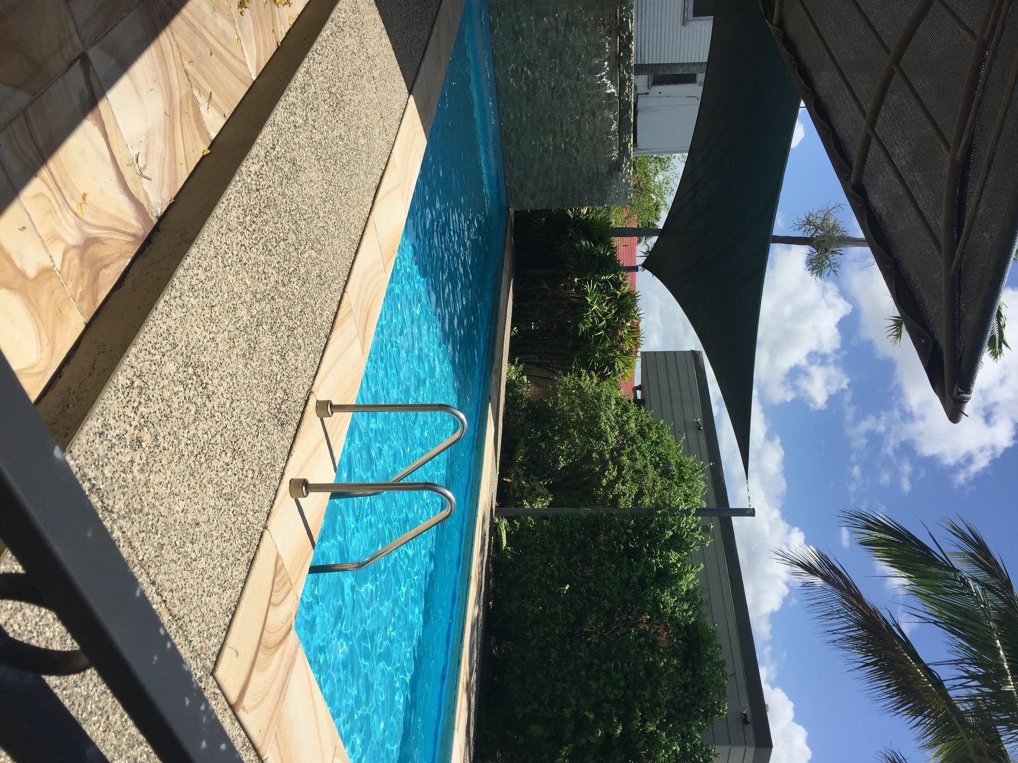 Country Plaza Motor Inn Mackay Ngoại thất bức ảnh
